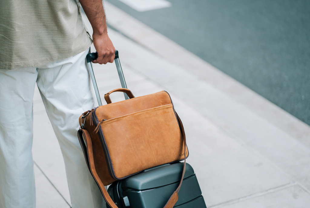 Hilo Camera Travel Bag