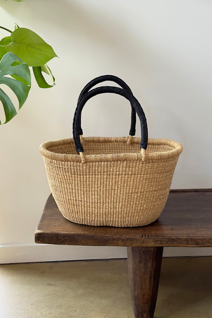 Oval Shopper